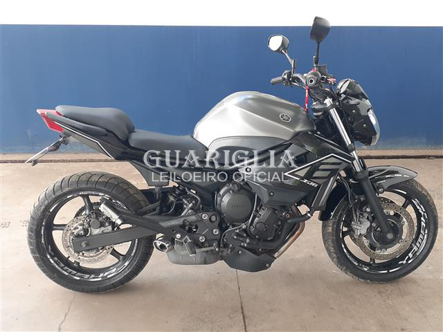 YAMAHA XJ6 N ABS 2017